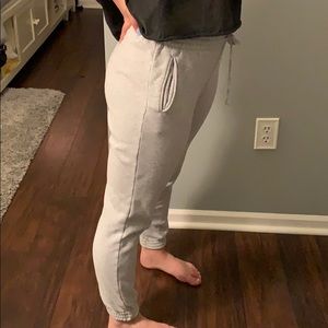 BRANDY MELVILLE SWEATPANTS